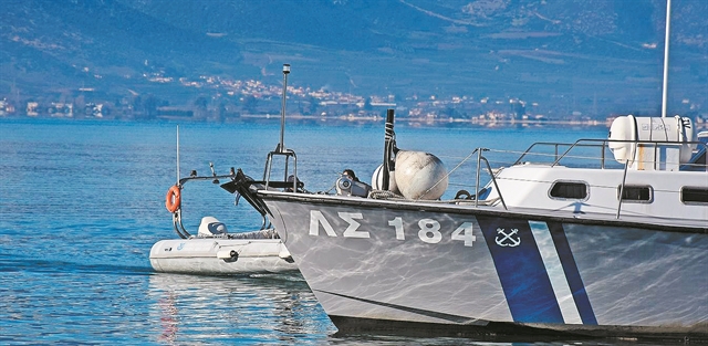 Διπλό ναυάγιο με 23 νεκρούς