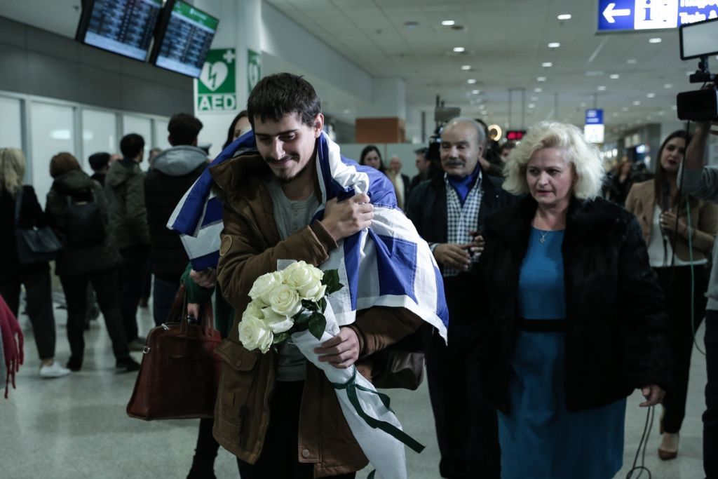 Συγκλονίζει ο 20χρονος ναυτικός που είχε απαχθεί από πειρατές στο Τόγκο