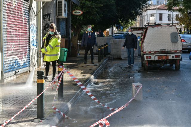 Δέκα προσαγωγές μετά από επιχείρηση εκκένωσης κτιρίου στην Λιοσίων