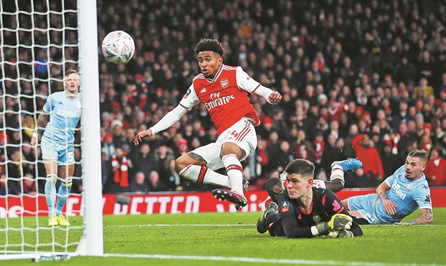 Δύσκολη πρόκριση για την Αρσεναλ