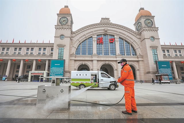 «Είναι νωρίς να μιλάμε για παγκόσμια απειλή»