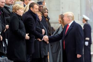 Αποκάλυψη WP: Πώς ο Τραμπ εκβίασε τους Ευρωπαίους για το Ιράν