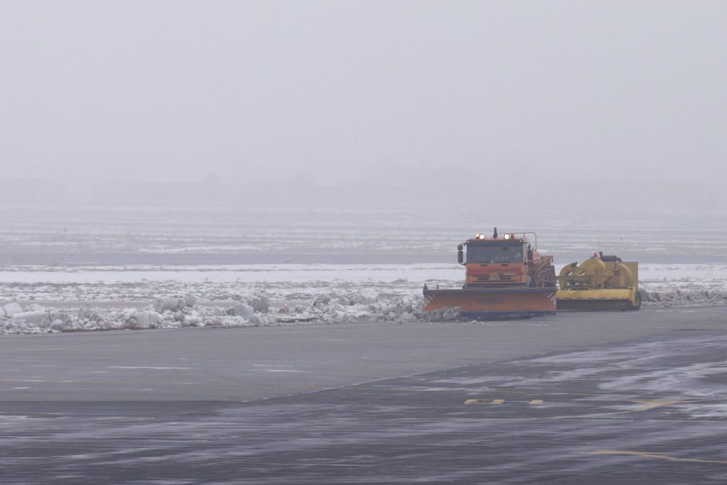 Χαμηλή ορατότητα στο αεροδρόμιο Μακεδονία -Προβλήματα στις πτήσεις