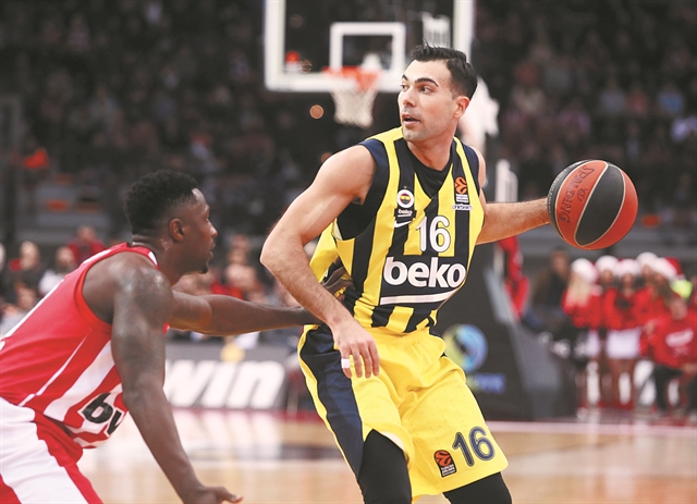 Συμπληρώνεται το παζλ