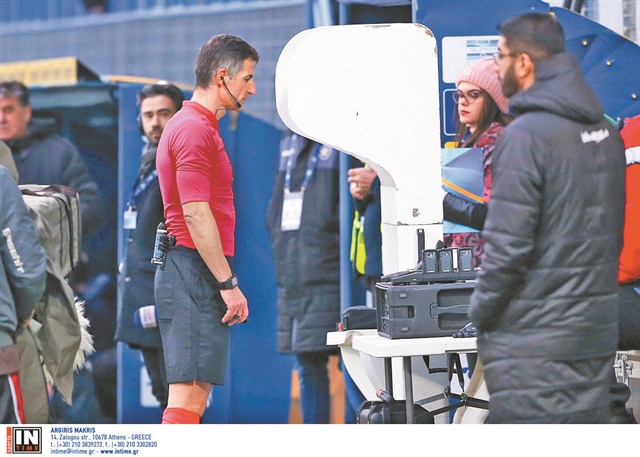 Γραμμή οφσάιντ στα πλέι οφ