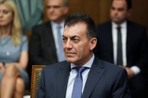 Βρούτσης για ανεργία : Η πολιτική της κυβέρνησης αποδίδει καρπούς