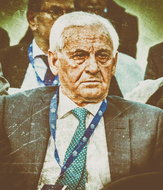 Πέταξε στην κορυφή από το μηδέν