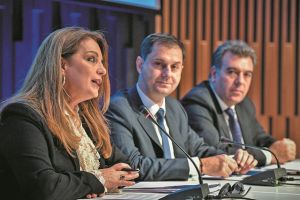 Ρεκόρ αφίξεων και εσόδων το 2019