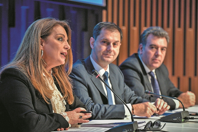 Ρεκόρ αφίξεων και εσόδων το 2019