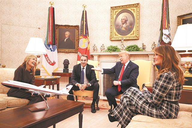 Τέσσερα κέρδη στη βαλίτσα από την Ουάσιγκτον