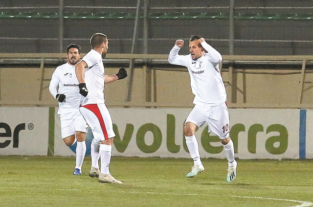 Ανεμος πλέι οφ