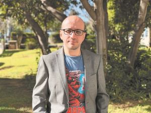 «Να μη συμμετέχουμε σε καμπάνιες εξοστρακισμού και λιθοβολισμού»