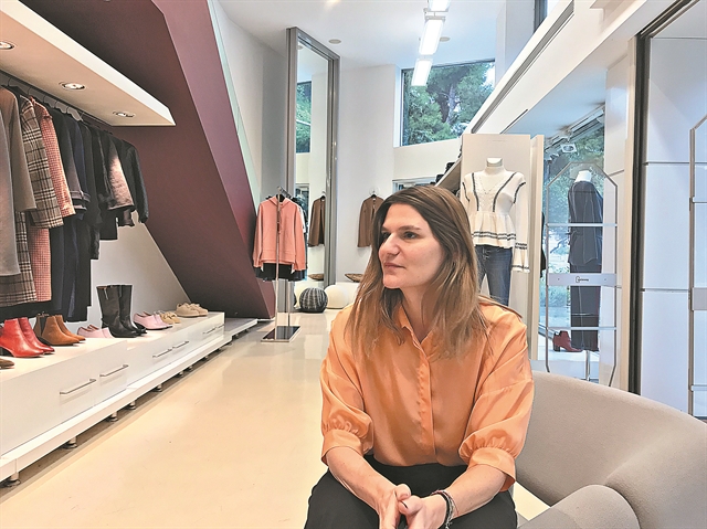 «Αν απαξιώσουμε τη μόδα, θα πεθάνουμε από βαρεμάρα»