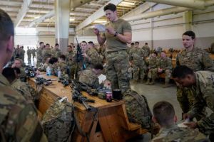 Στο Κουβέιτ μετακινούνται ορισμένοι από τους στρατιώτες που σταθμεύουν στο Ιράκ