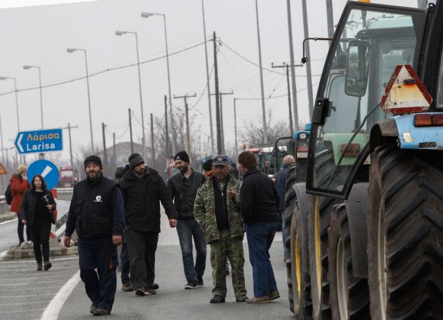 Στο δρόμο οι αγρότες: Πορεία στο κέντρο της Πάτρας