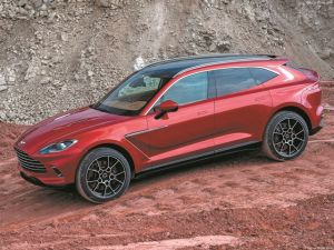 Μετοχικό «ντου» της Geely στην Aston Martin