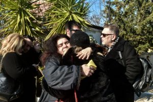 Ερρίκα Μπρόγιερ: Το τελευταίο «αντίο» στην αγαπητή ηθοποιό – Ήταν όλοι εκεί