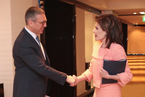 Επαφές Γ. Αγγελοπούλου με πρέσβεις για το Ελλάδα 2021