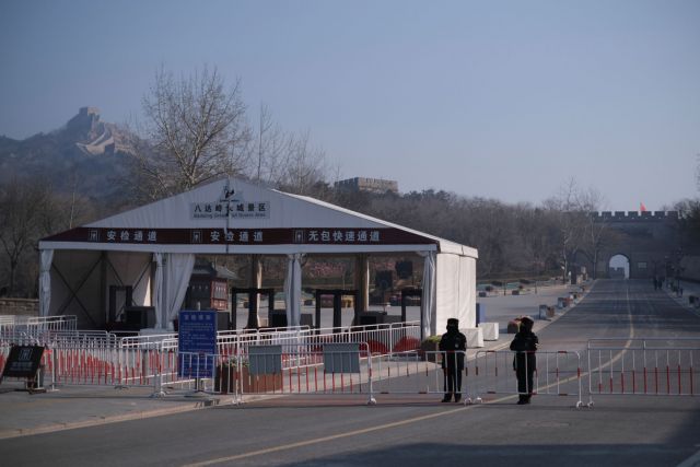 Αποκλεισμένη από τον κόσμο η Κίνα λόγω κοροναϊού – Σε καραντίνα 56 εκατ. άνθρωποι