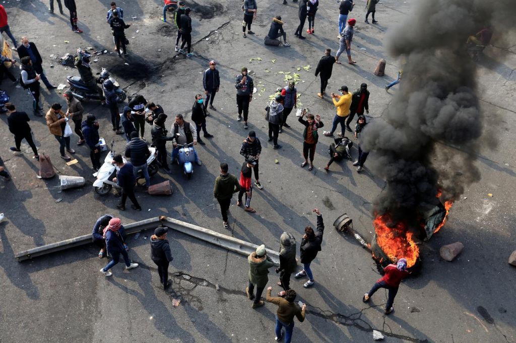 Ιράκ :  Συγκρούσεις των δυνάμεων ασφαλείας με διαδηλωτές σε Βαγδάτη και Βασόρα
