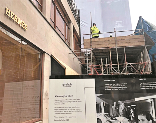 Το Λονδίνο παραμένει κυρίαρχος του παιχνιδιού