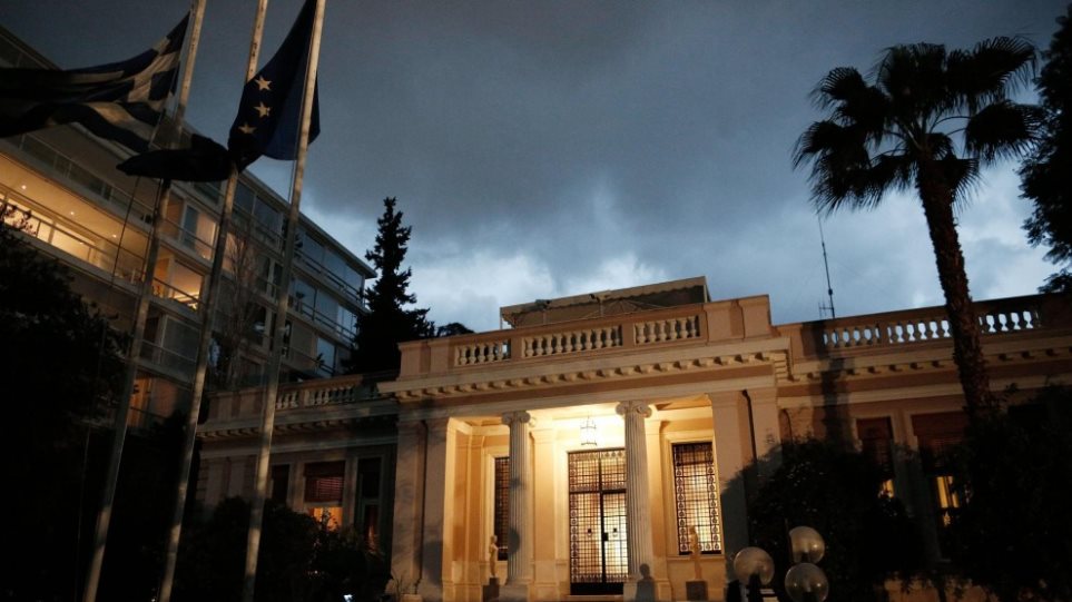 Έκτακτη σύσκεψη στο Μαξίμου για το τουρκικό ερευνητικό που πλέει στην ελληνική υφαλοκρηπίδα