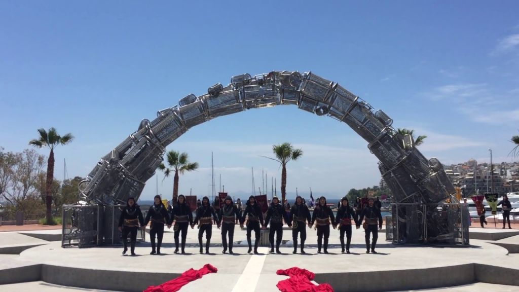 Σωματείο «Υψηλάντειον» κατά Σαχινίδου για την αμφισβήτηση της καταγωγής του Βαγγέλη Μαρινάκη