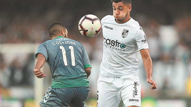 Η Λαμία δεν περιμένει