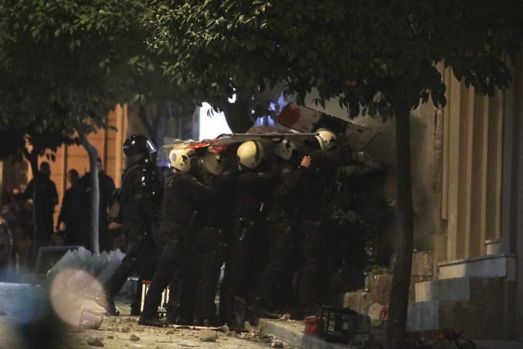 Αποκλειστικά βίντεο της ΕΛ.ΑΣ. από την επιχείρηση στο Κουκάκι