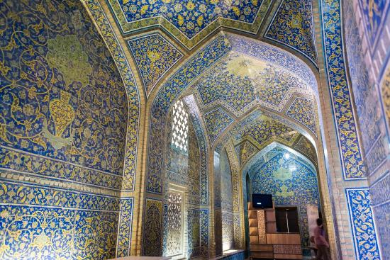 Η Περσέπολη μεταξύ των πολιτιστικών θησαυρών του Ιράν που απειλεί να αφανίσει ο Τραμπ