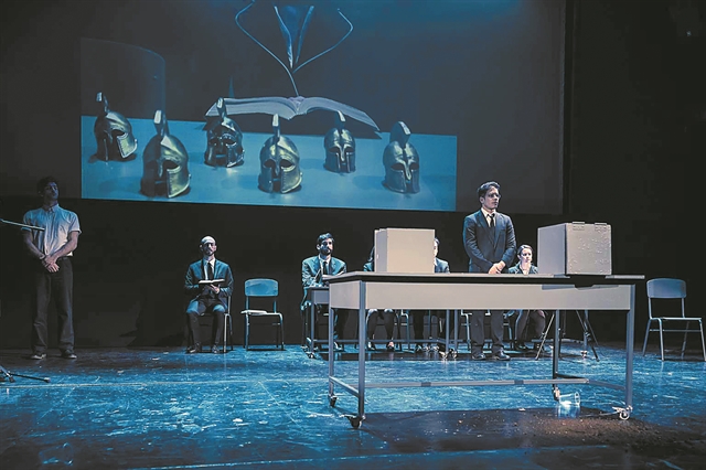 «Η Ιστορία μιλάει από μόνη της»