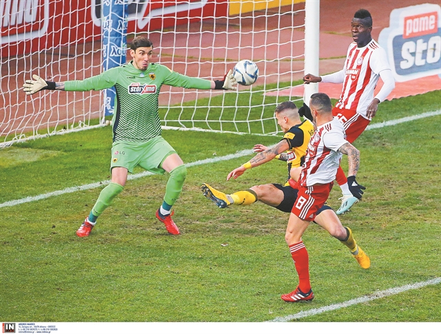 «Ανοστη» παράσταση στο ΟΑΚΑ