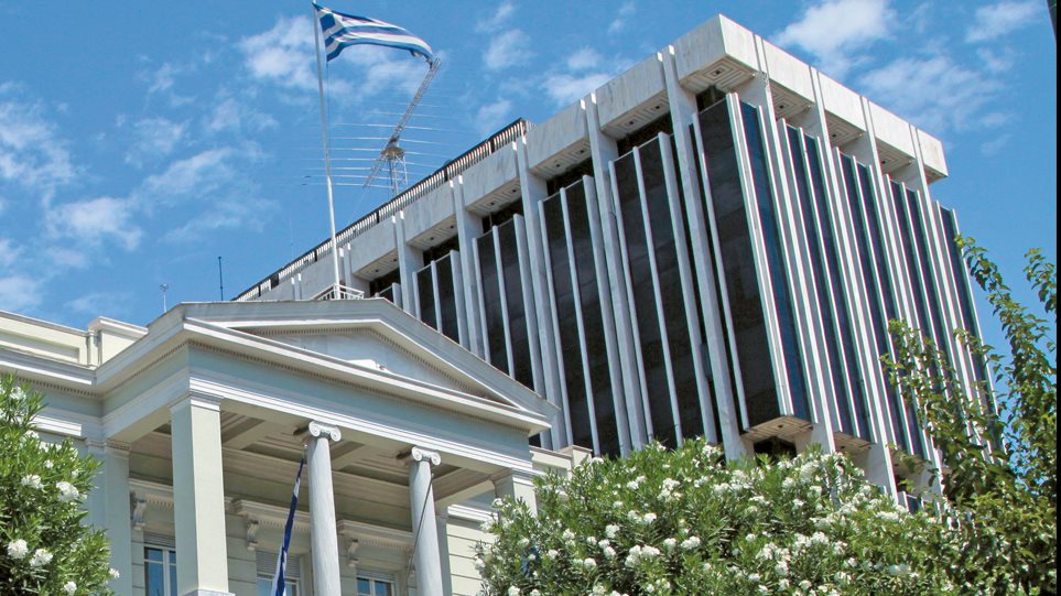 ΥΠΕΞ προς Τουρκία: Οξύμωρο να δίνει μαθήματα νομιμότητας ο κατεξοχήν παραβάτης