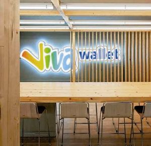 Παίρνει τραπεζική άδεια και Praxia Bank