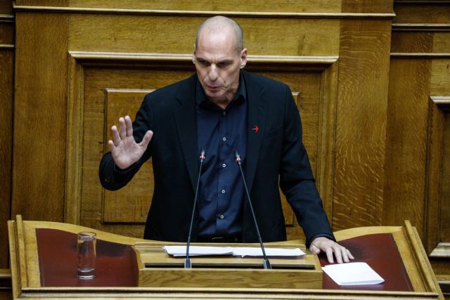 Βαρουφάκης : Το «ναι σε όλα» στον Τραμπ υπονομεύει την εθνική ασφάλεια