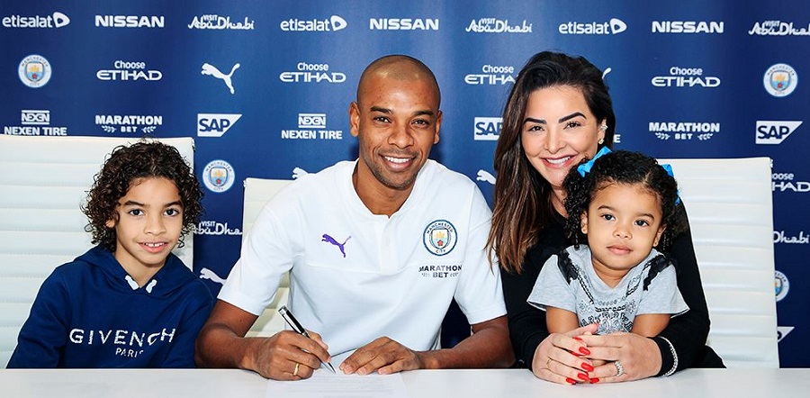 Μέχρι το 2021 στην Μάντσεστερ Σίτι ο Φερναντίνιο