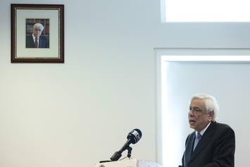 Ο Προκόπης Παυλόπουλος διχάζει κυβέρνηση και ΣΥΡΙΖΑ