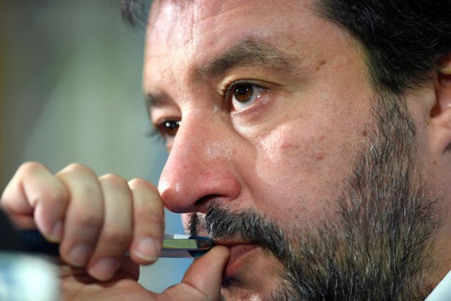 To Facebook κατέβασε το ρατσιστικό βίντεο Σαλβίνι μετά τις επικρίσεις