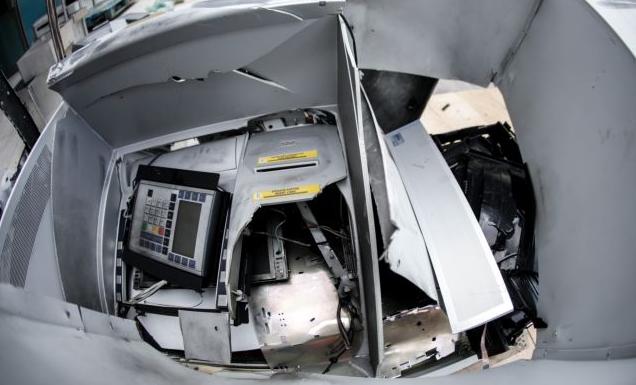 Ανατίναξαν ΑΤΜ στα Βριλήσσια