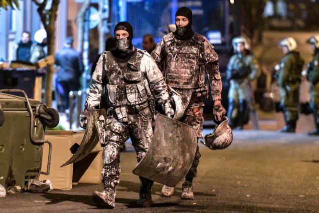 Κουκάκι: Μάχη αντιεξουσιαστών και αστυνομικών – Το χρονικό των συγκρούσεων