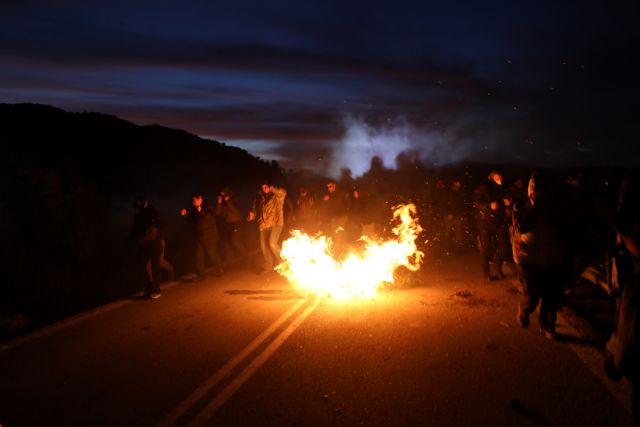 Διαστάσεις γαλάζιου εμφυλίου λαμβάνει η απόβαση των ΜΑΤ στα νησιά