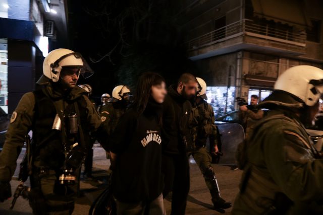 Επεισόδια έξω από τη ΓΑΔΑ: Χημικά και  προσαγωγές σε πορεία φοιτητών