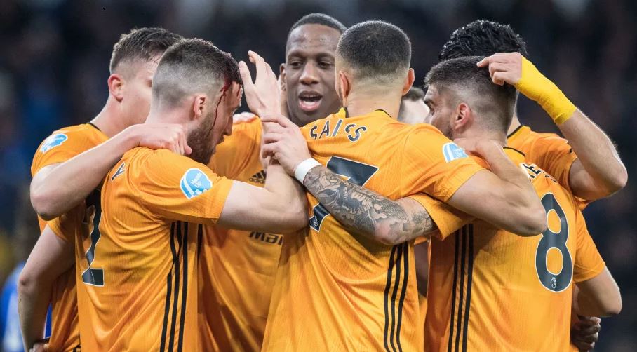 Νίκες για Γουλβς- Λεβερκούζεν