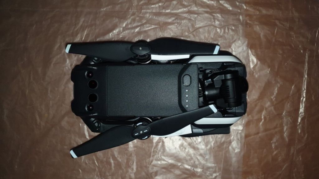 «Τοξοβόλος» : Στη γιάφκα βρέθηκε το drone της οργάνωσης [Εικόνες]