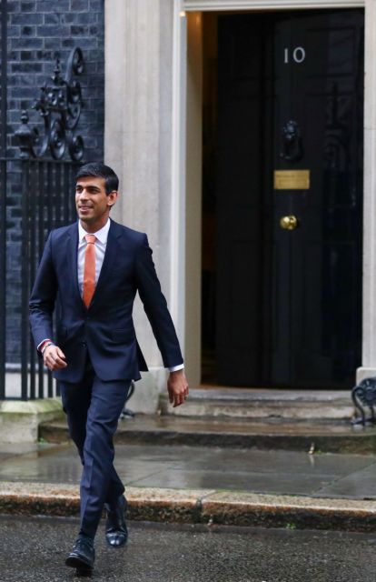 Βρετανία: Αιφνίδια παραίτηση του υπουργού Οικονομικών – Τη σκυτάλη παίρνει ο Ρίσι Σουνάκ