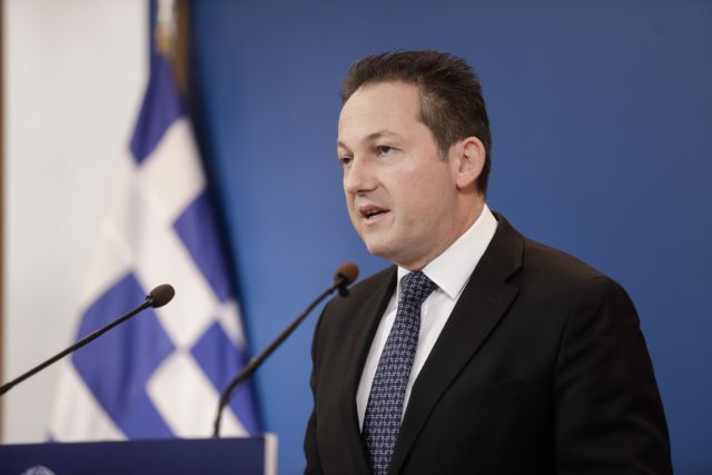 Πέτσας για μεταναστευτικό: Θα καταβάλλεται ενοίκιο από το Δημόσιο για την τριετή επίταξη περιοχών στα νησιά