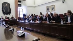 Προανακριτική για Novartis: Αναζητούν τον «Σαράφη» – Αναμένουν την «Κελέση»