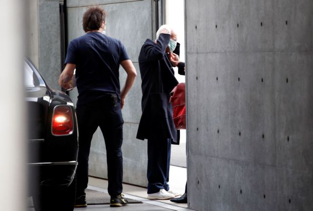 Κορωνοϊός: Ο Giorgio Armani διοργανώνει «κλειστή» επίδειξη μόδας στο Μιλάνο | tanea.gr Κορωνοϊός: Ο Giorgio Armani διοργανώνει «κλειστή» επίδειξη μόδας στο Μιλάνο | tanea.gr