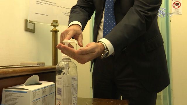 Κικίλιας για κορωνοϊό: Ακούτε μόνο τους λοιμωξιολόγους – Κυκλοφορούν ψευδείς ειδήσεις