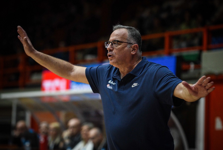 Σκουρτόπουλος: Το ζητούμενο η νίκη, να πάρουμε όσο πιο γρήγορα την πρόκριση